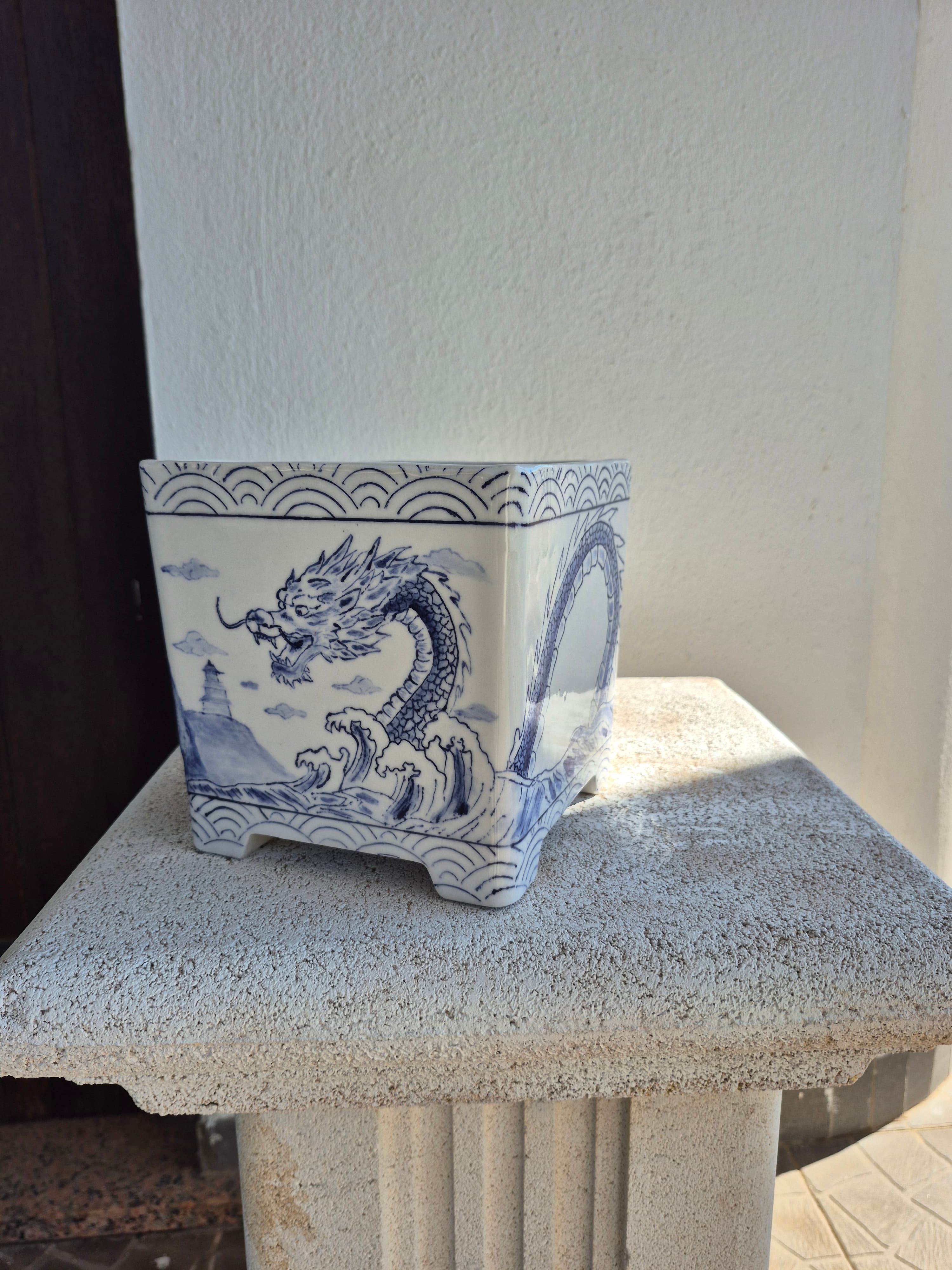 Glazed Ceramic Bonsai Pot – Blue & White Dragon 16 x 16 x 16 cm